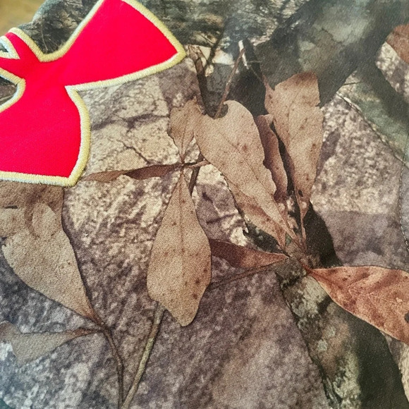 Under Armour Mossy Oak women’s camo pullover hoodie SZ M camo & pink - Picture 9 of 14